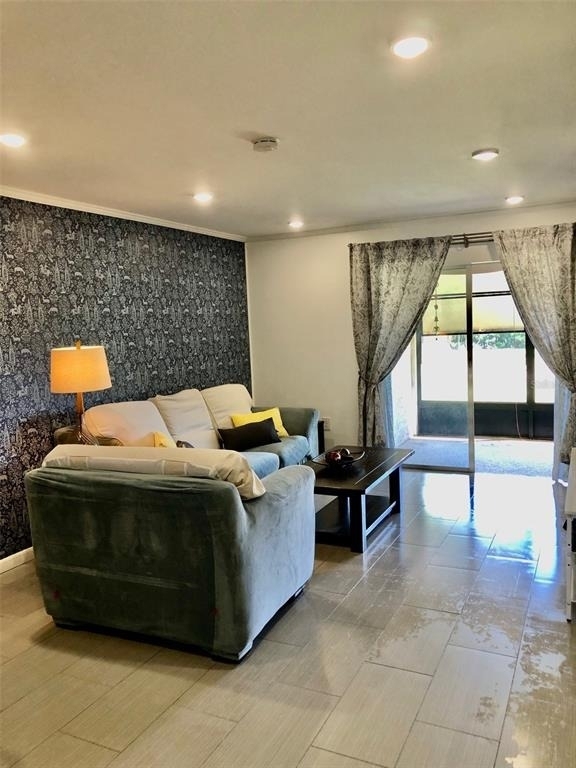 102 Capri Isles Boulevard - Photo 2