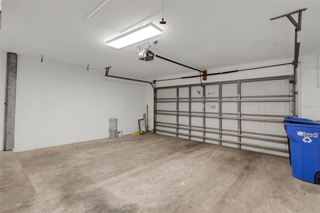 606 Marcus Street - Photo 32
