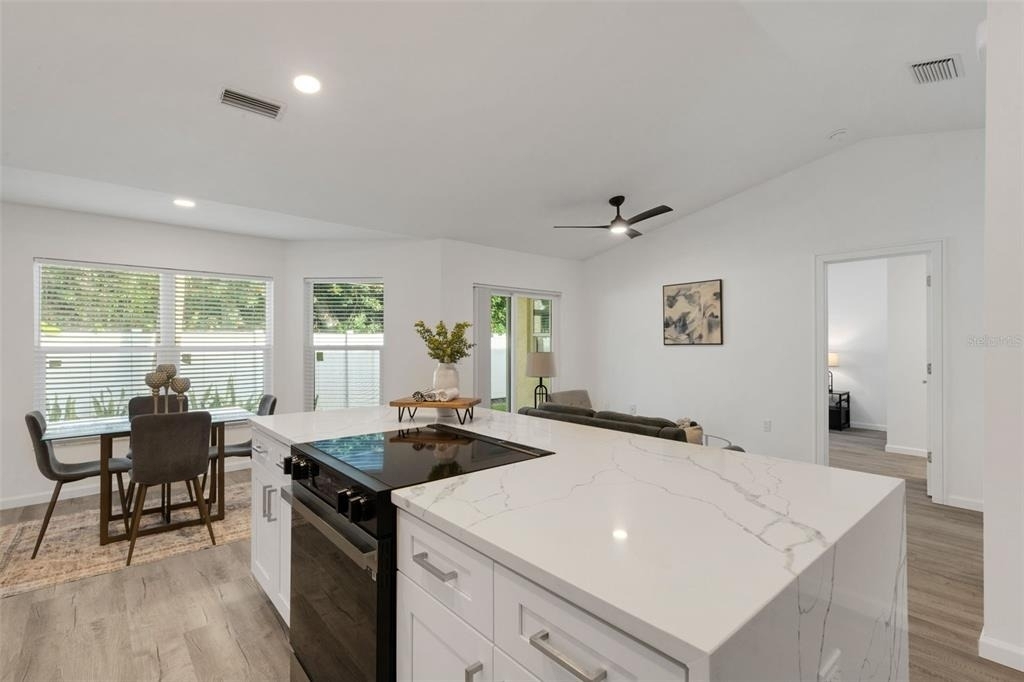 606 Marcus Street - Photo 8
