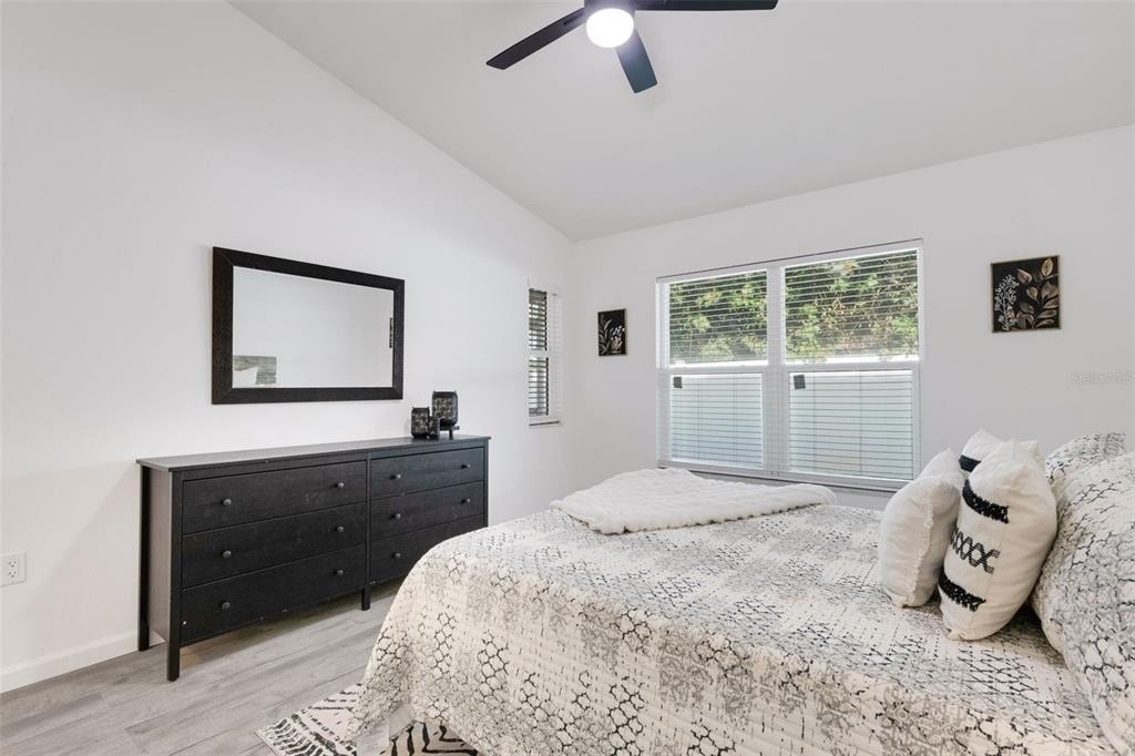 606 Marcus Street - Photo 19