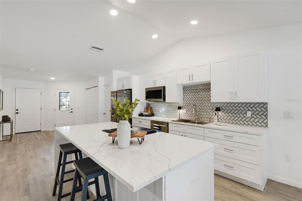 606 Marcus Street - Photo 11