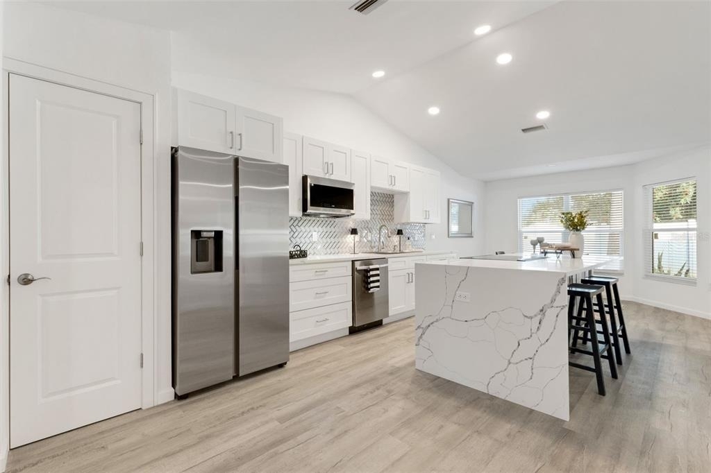 606 Marcus Street - Photo 4