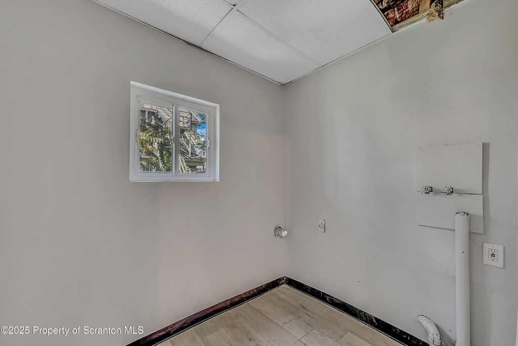 514 Stipp Court - Photo 8