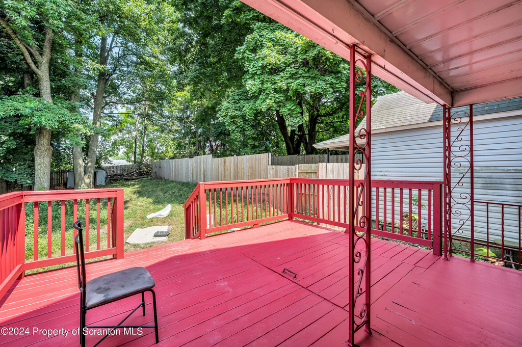 630 E Lackawanna Avenue - Photo 3