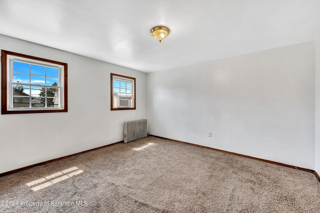 630 E Lackawanna Avenue - Photo 14