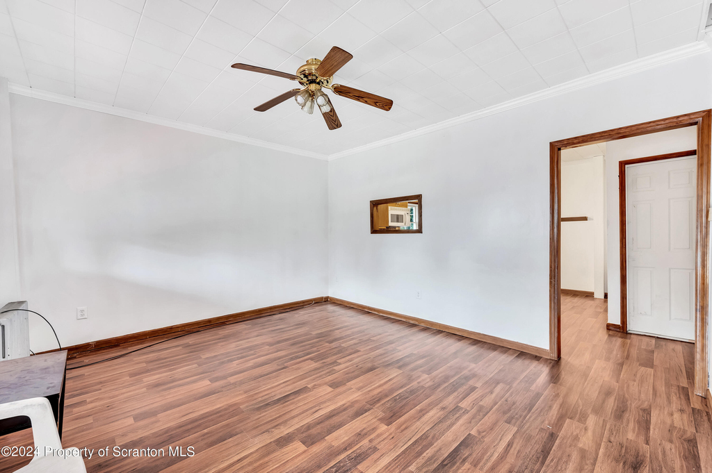 630 E Lackawanna Avenue - Photo 4