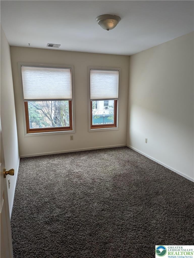 128 W 4th Street - Photo 6