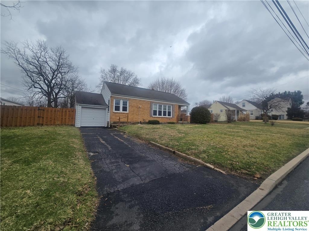 3129 Moravian Avenue - Photo 1