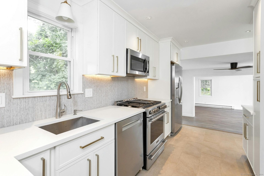 124 Minturn Place - Photo 3