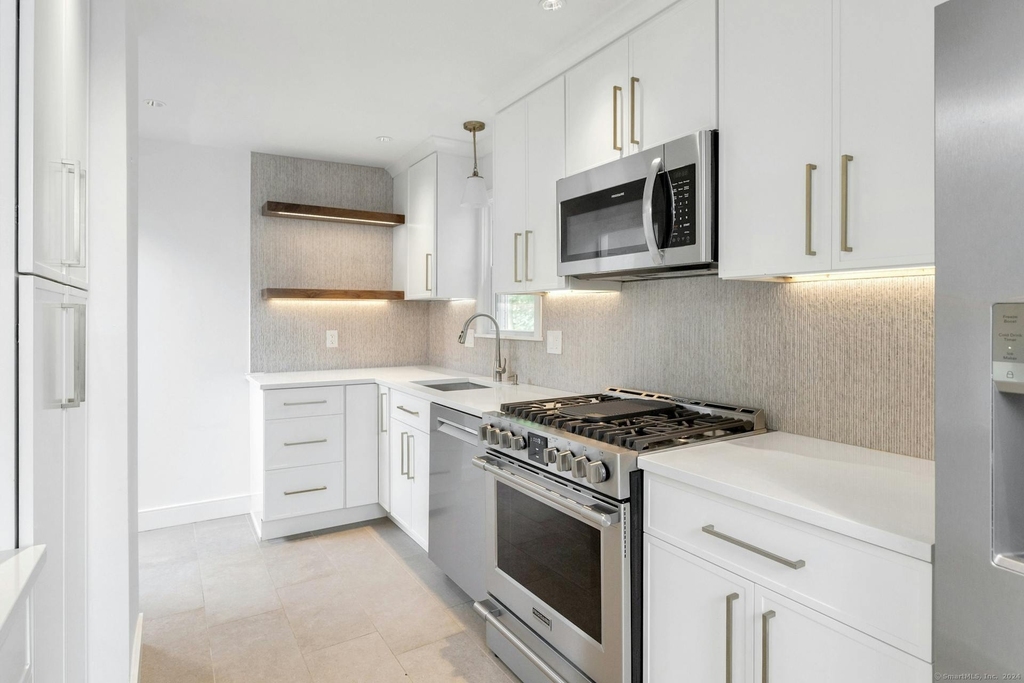 124 Minturn Place - Photo 2