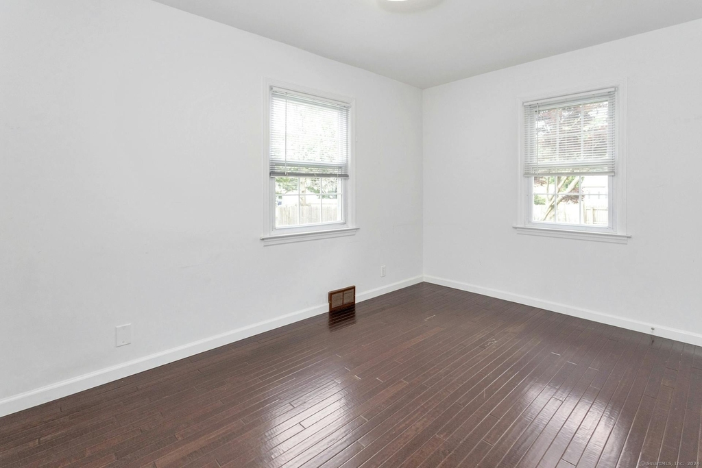 124 Minturn Place - Photo 10
