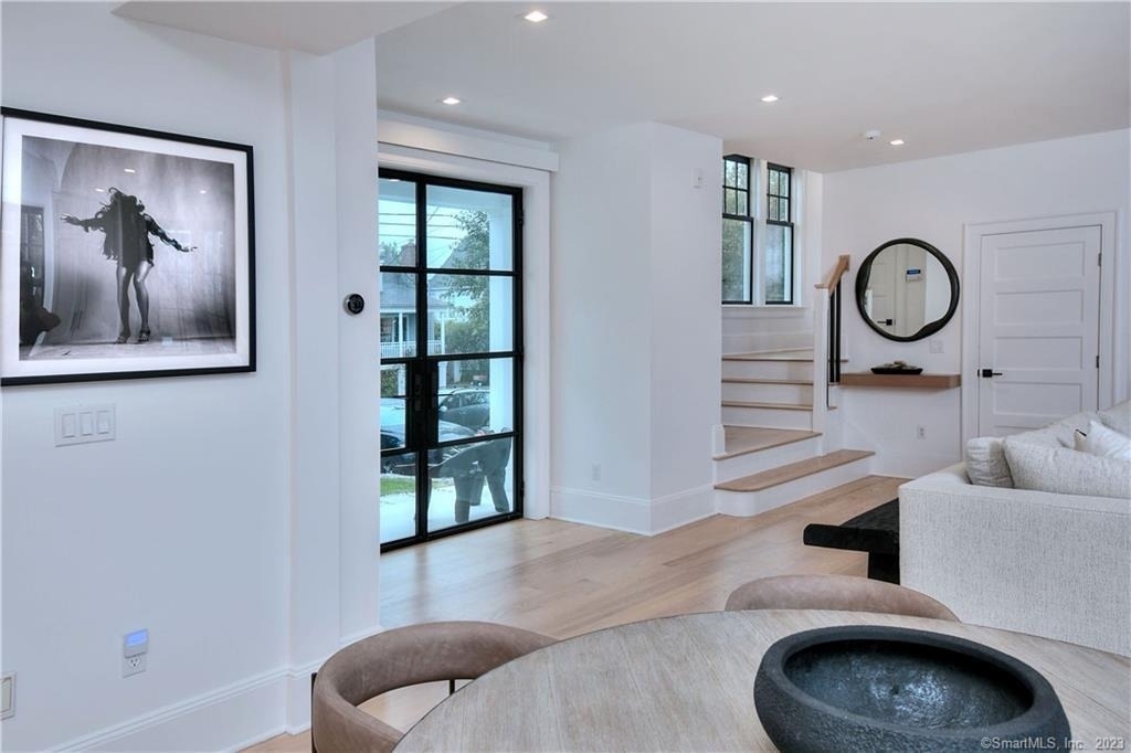 18 Danbury Avenue - Photo 18