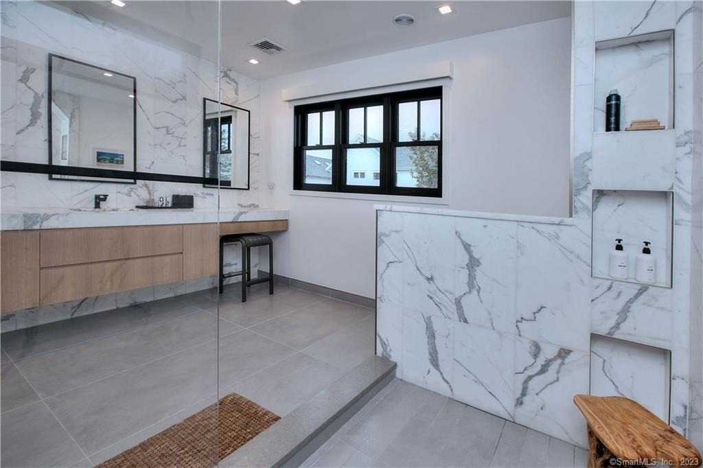 18 Danbury Avenue - Photo 19
