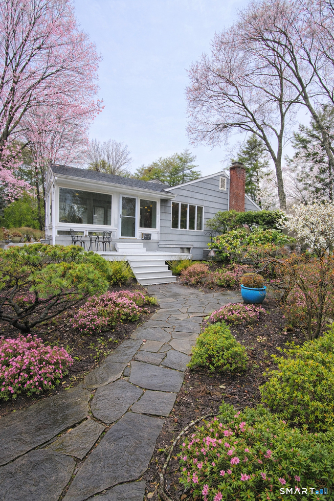 2 Rockyfield Road - Photo 1