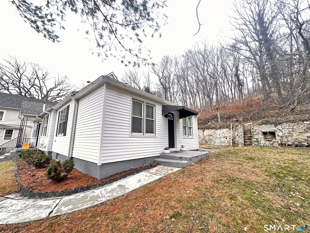 74 Mount Pleasant Street - Photo 2