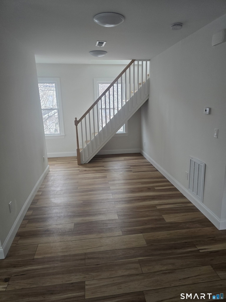 530 Jane Street - Photo 6