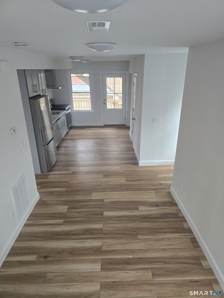 530 Jane Street - Photo 3