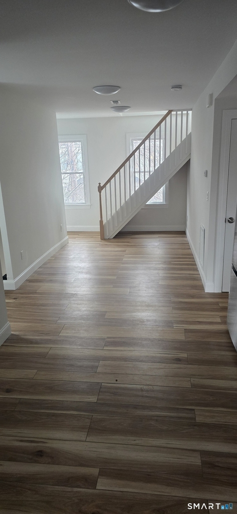 530 Jane Street - Photo 2