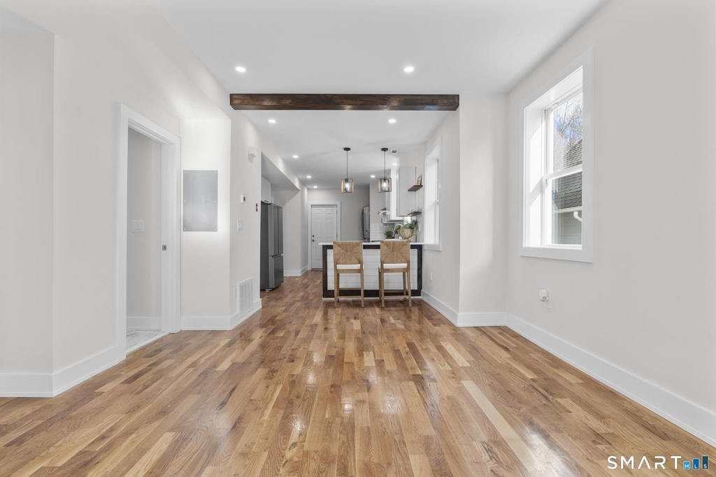 54 Plaza Avenue - Photo 0