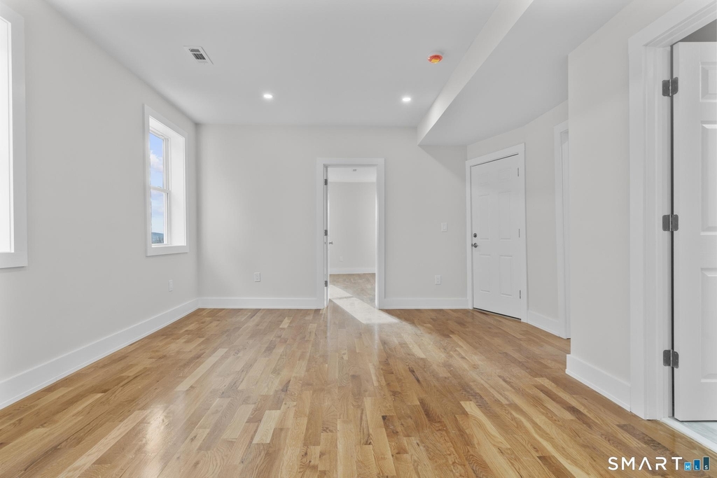 54 Plaza Avenue - Photo 1