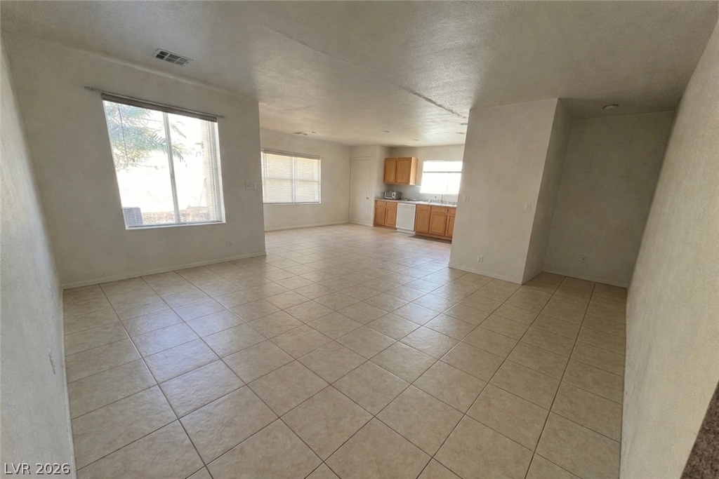 5698 Doubleday Street - Photo 4