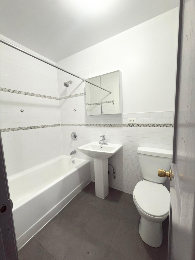600 West 186th Street - Photo 7