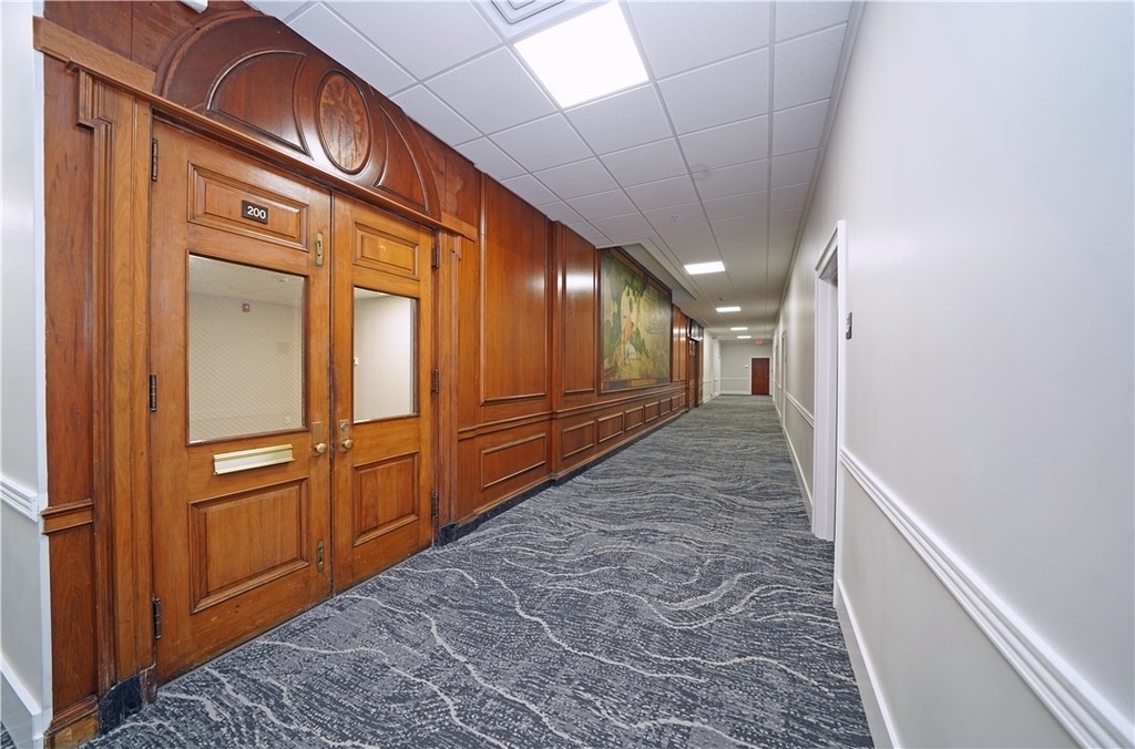 184 Apt. 207 N Main Street - Photo 16