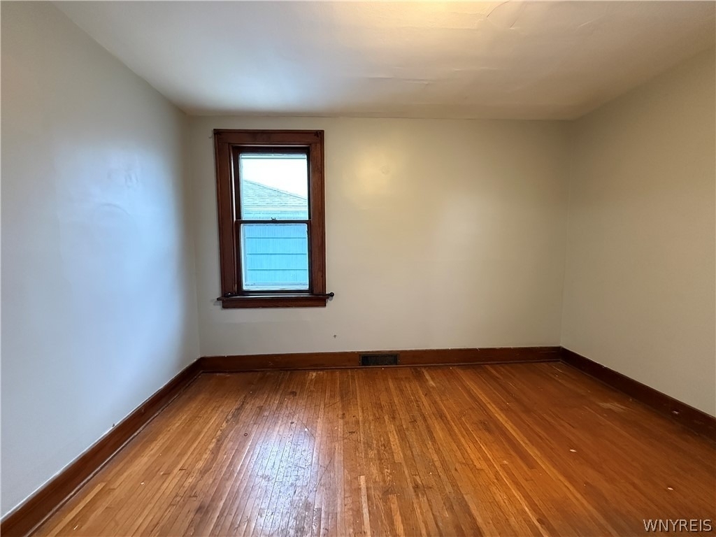 110 Gerald Avenue - Photo 7