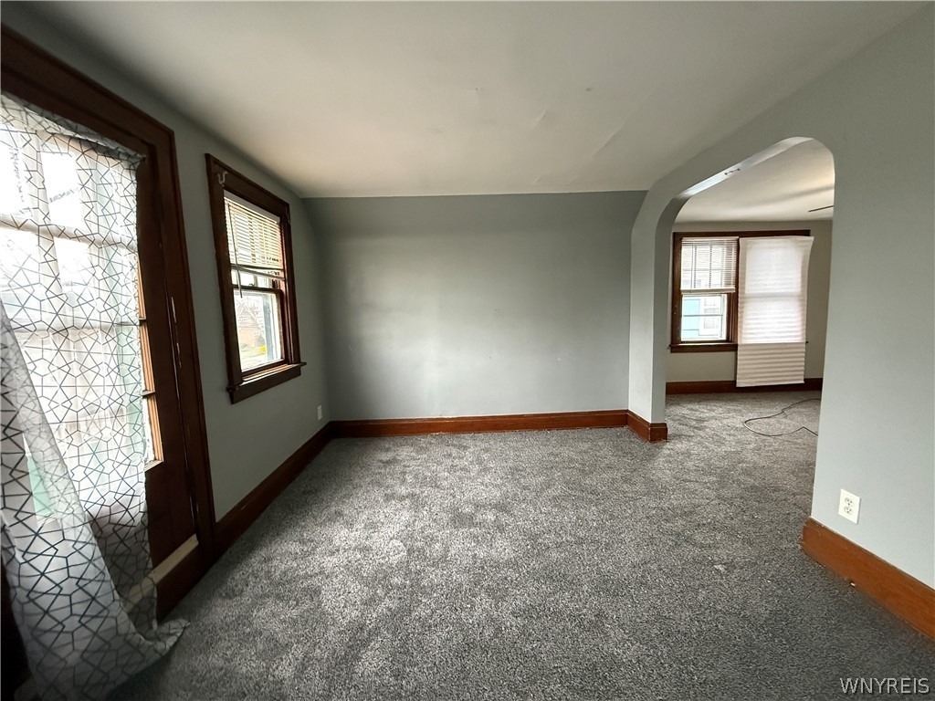 110 Gerald Avenue - Photo 2