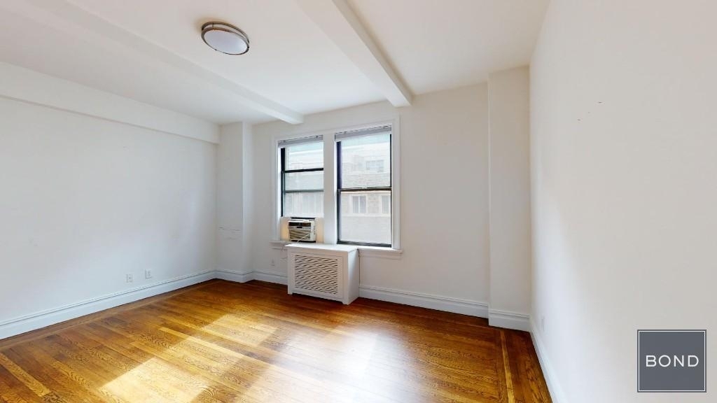 West 68th Street - Photo 4