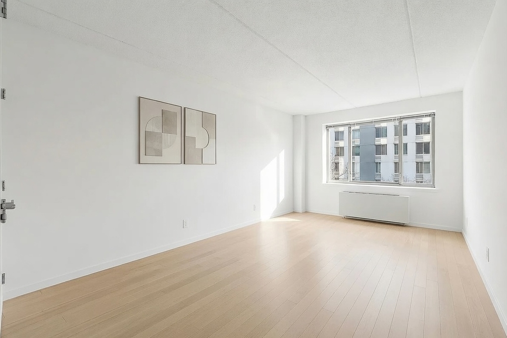 101st Street - Photo 1
