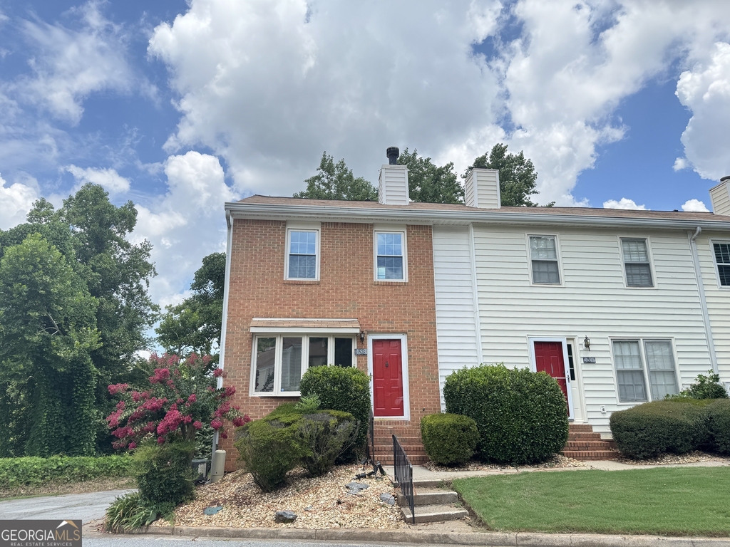 153 Holcomb Ferry Road - Photo 0