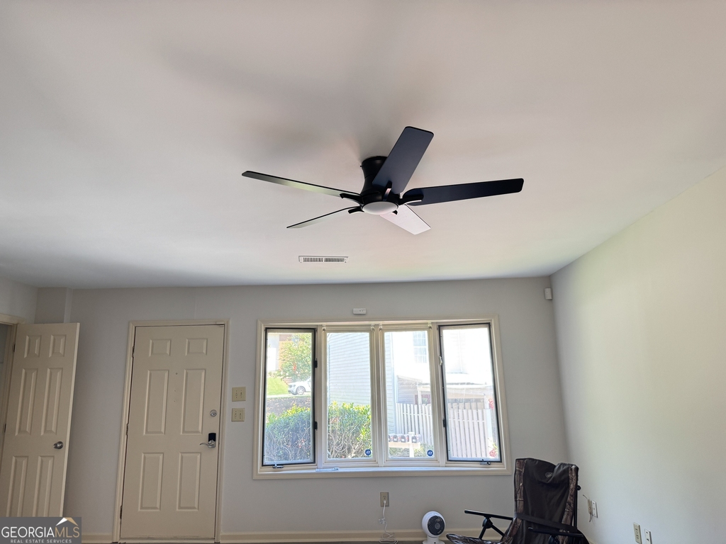 153 Holcomb Ferry Road - Photo 5
