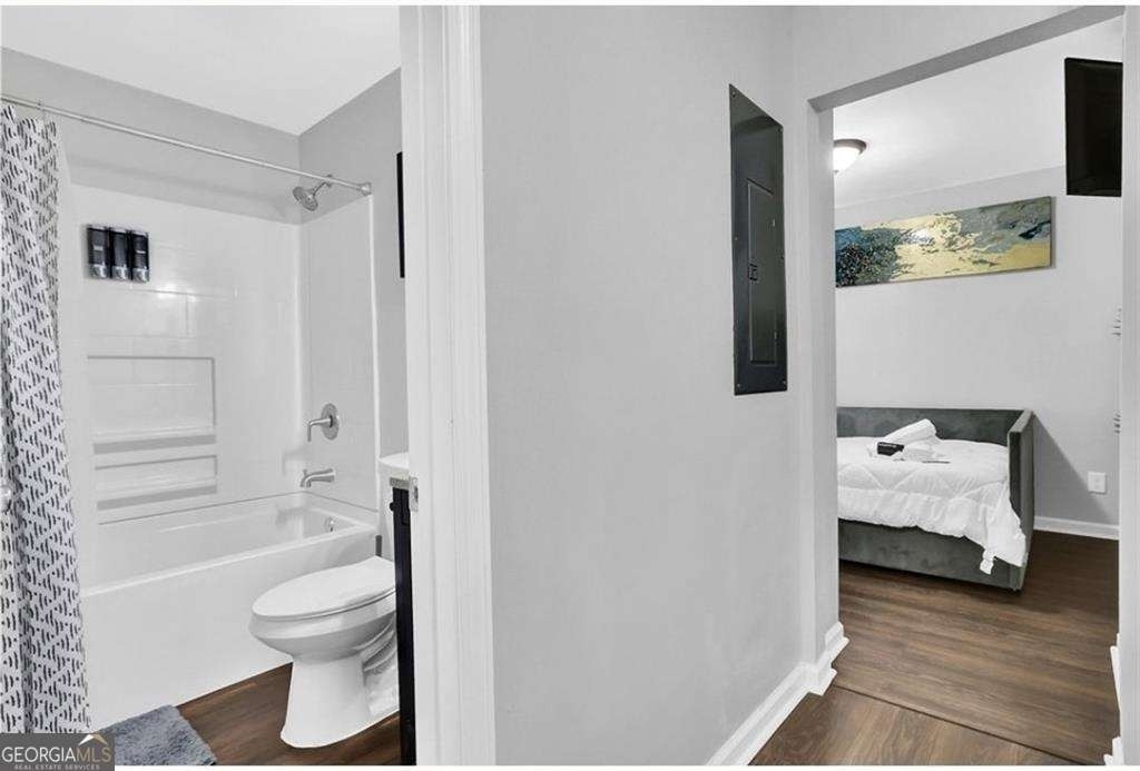 3162 Oakdale Road - Photo 15