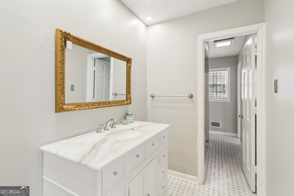 355 Westerhall Court - Photo 24