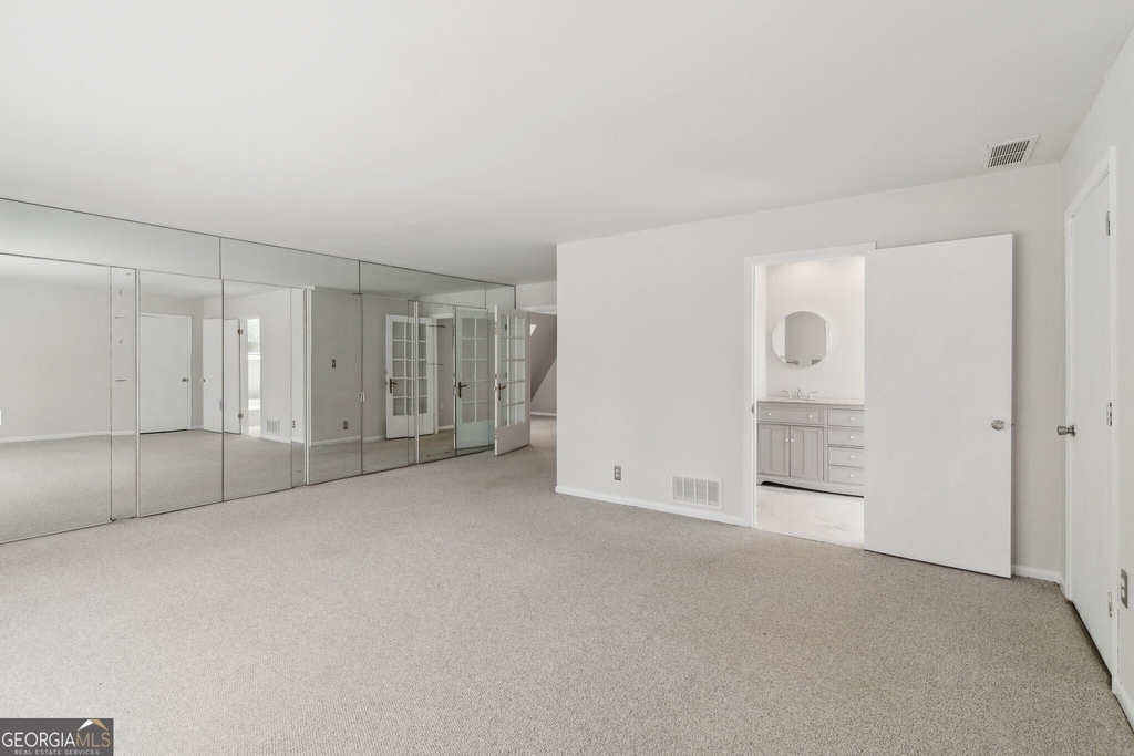 355 Westerhall Court - Photo 14