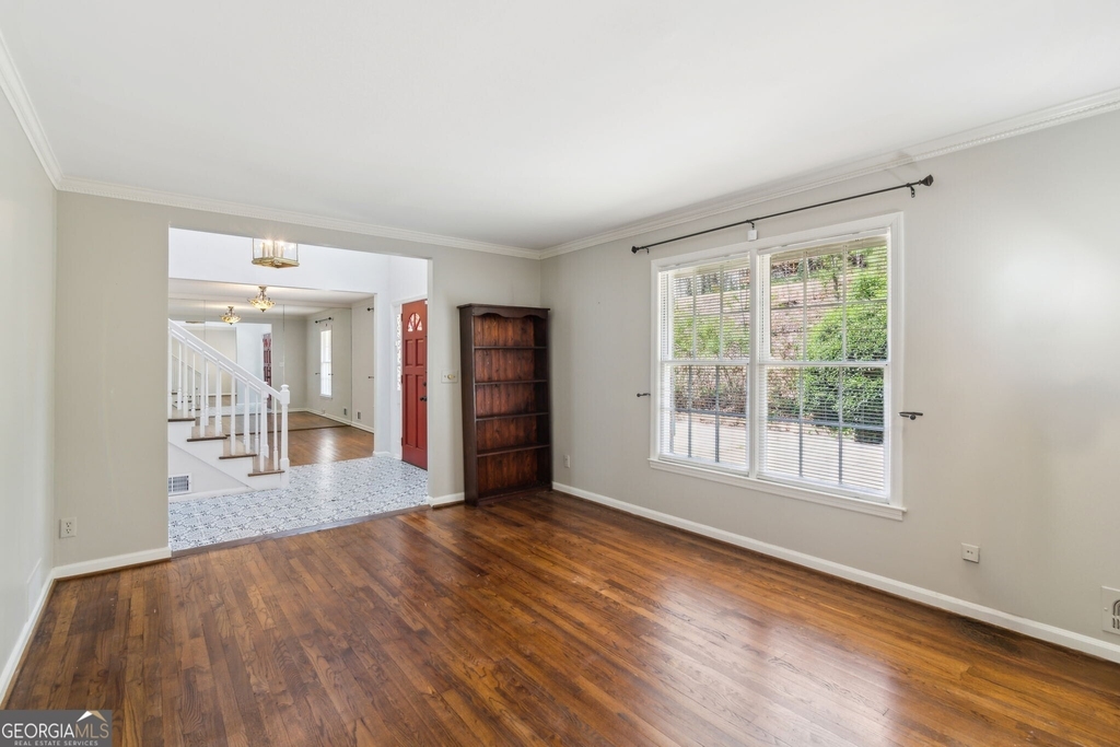 355 Westerhall Court - Photo 5