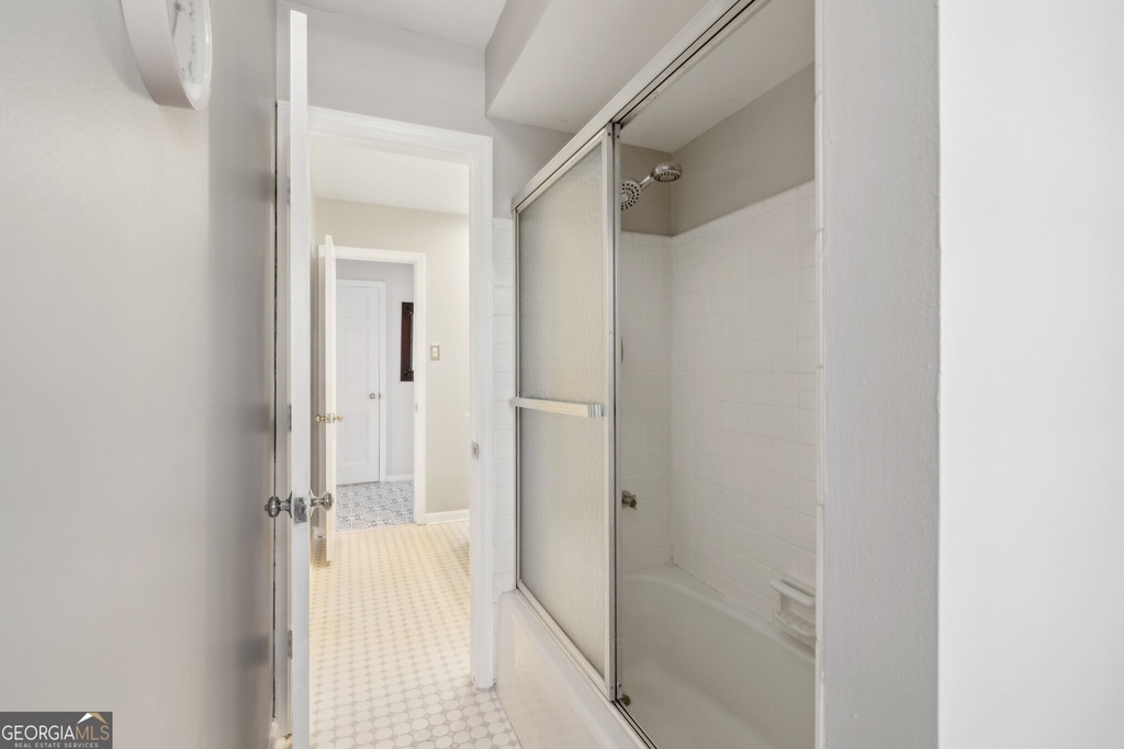355 Westerhall Court - Photo 22