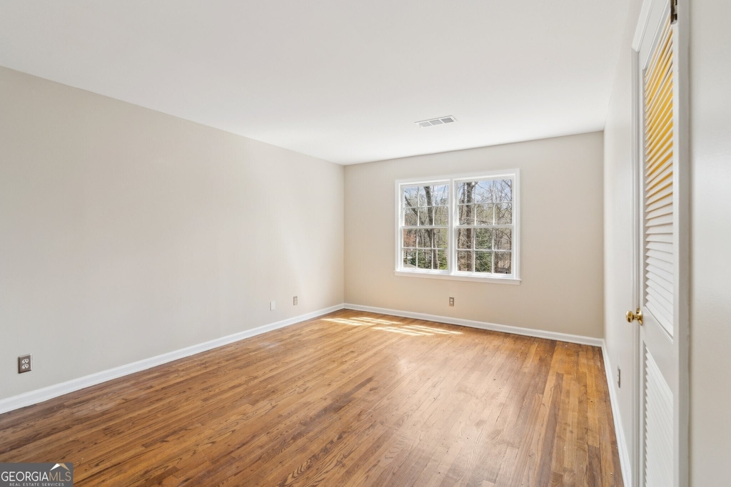 355 Westerhall Court - Photo 20