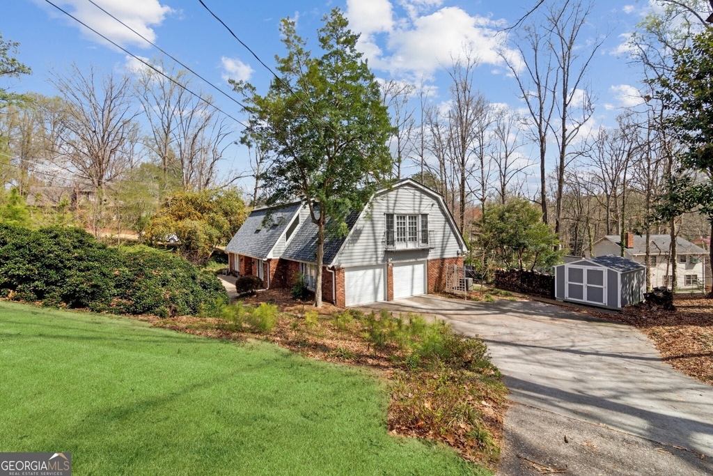 355 Westerhall Court - Photo 0