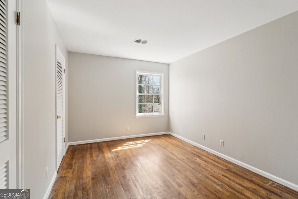 355 Westerhall Court - Photo 19