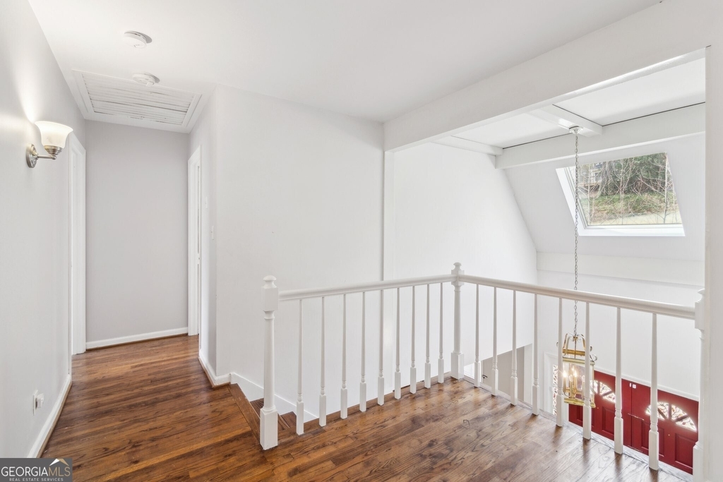355 Westerhall Court - Photo 12