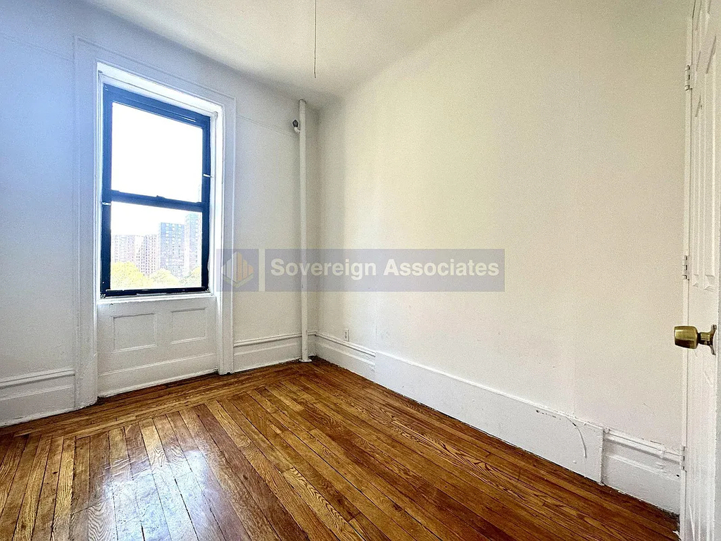 Claremont Ave & La Salle St - Photo 5