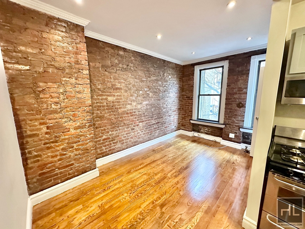 East 13th Street - Photo 0