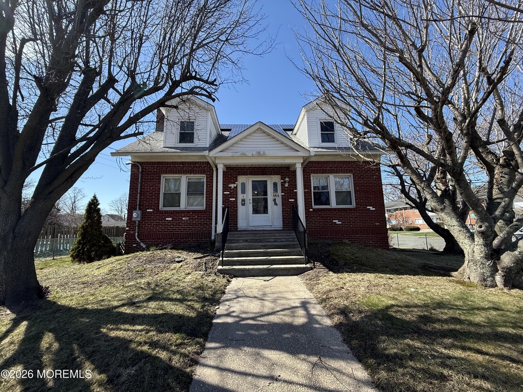 464 2nd Avenue - Photo 1