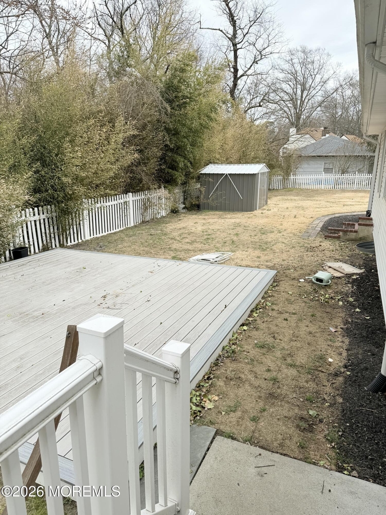 2025 Lesser Parkway - Photo 9