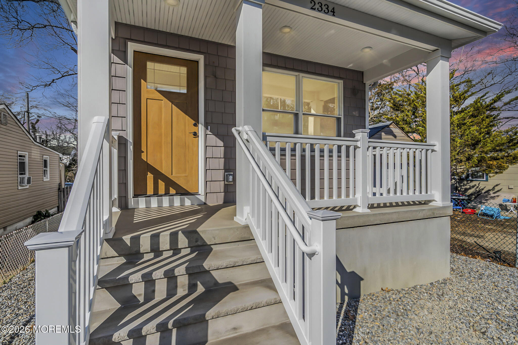2334 Adams Avenue - Photo 2