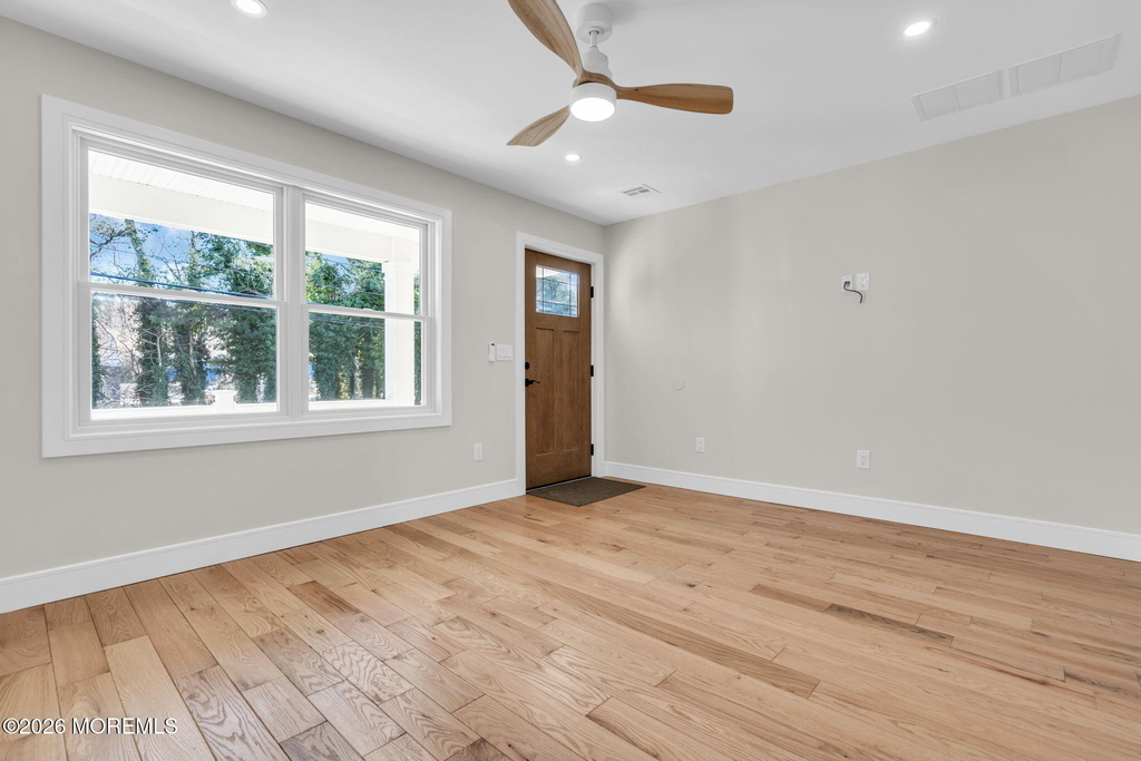 2334 Adams Avenue - Photo 9