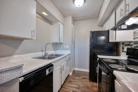 3300 Edgewood Drive - Photo 1