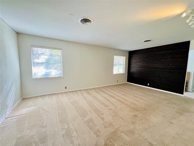 8715 Labron Avenue - Photo 4